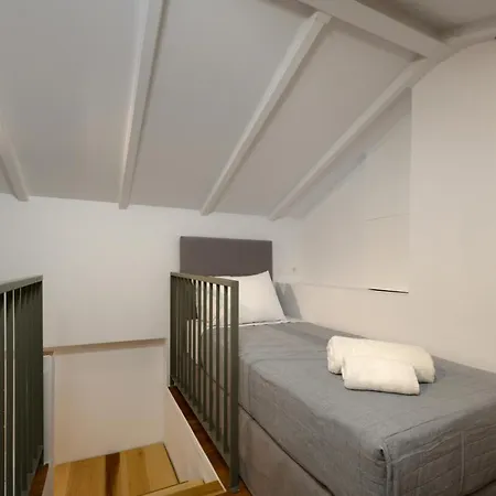Playia Apartment